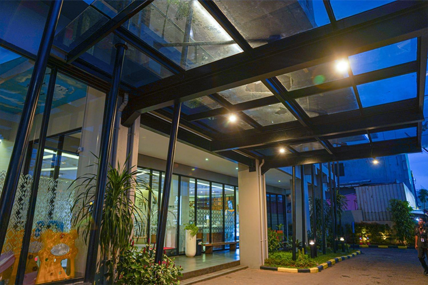 Batiqa Hotel Palembang Palimbão Exterior foto